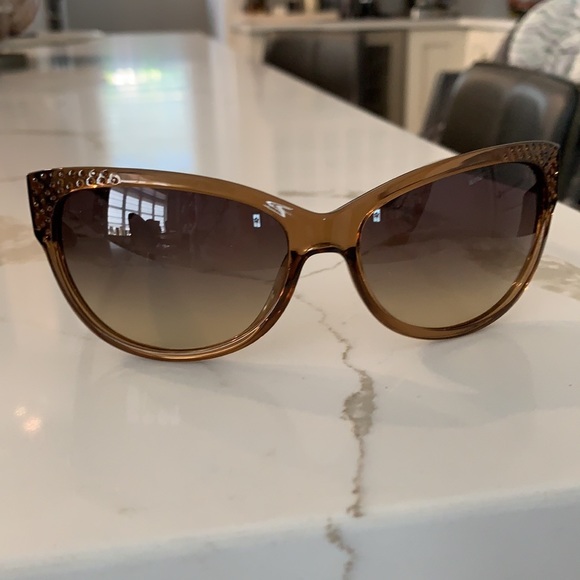 Marc by Marc Jacobs Cat Eye Sunglasses - Picture 2 of 6